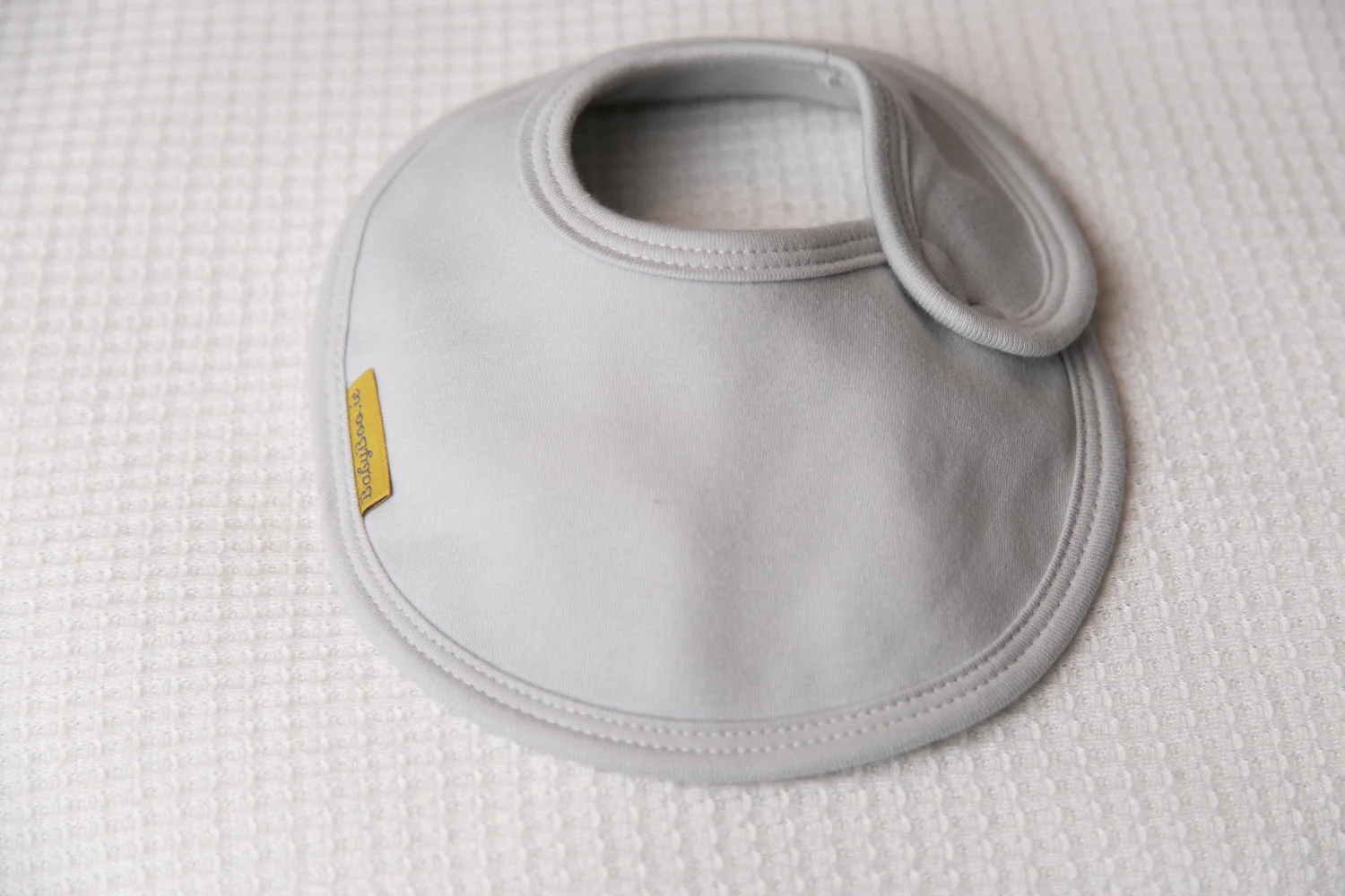 Mama's Mini organic cotton LittleBoo newborn bib - Image 13
