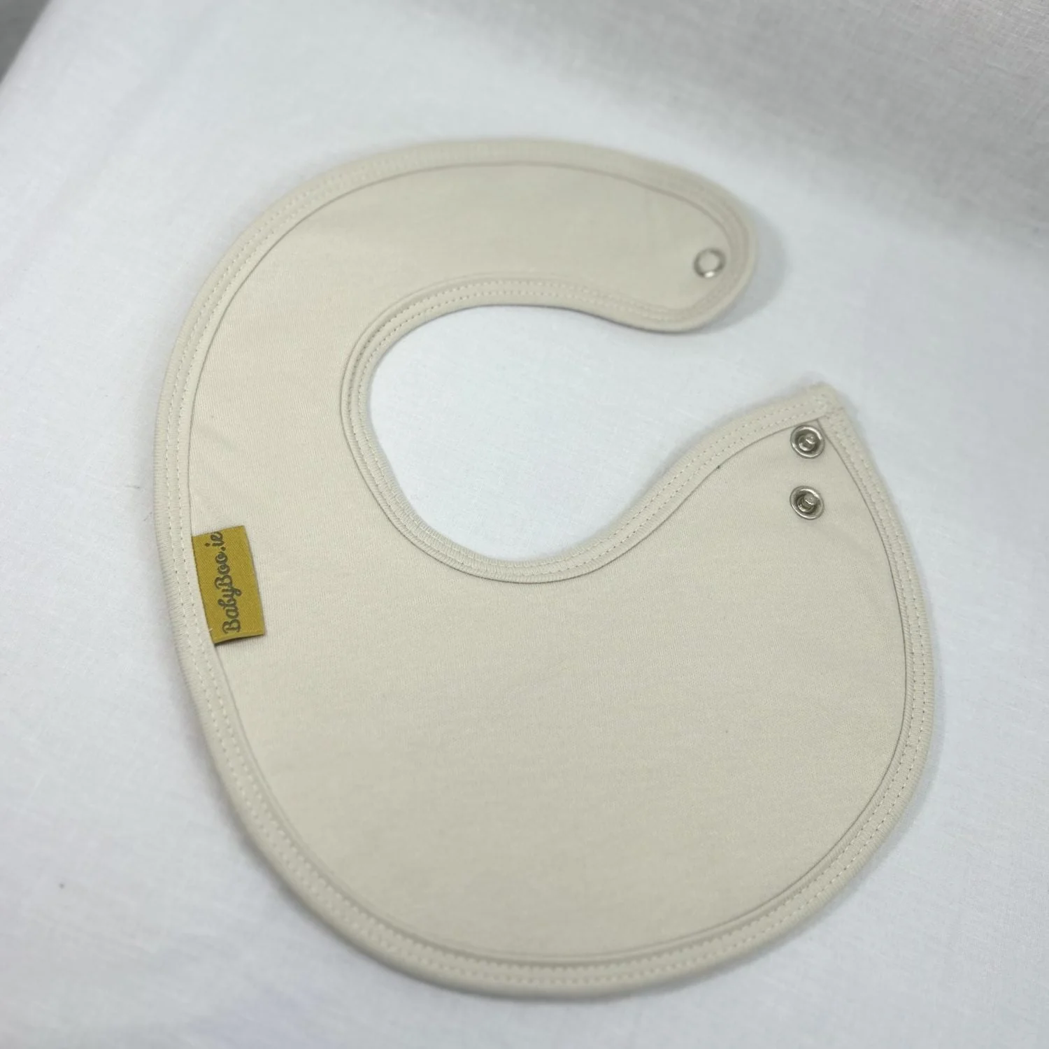 Mama's Mini organic cotton LittleBoo newborn bib - Image 6