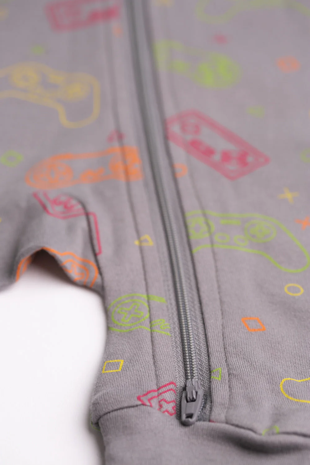 Grey gaming organic cotton ZippyBoo suit - Image 5