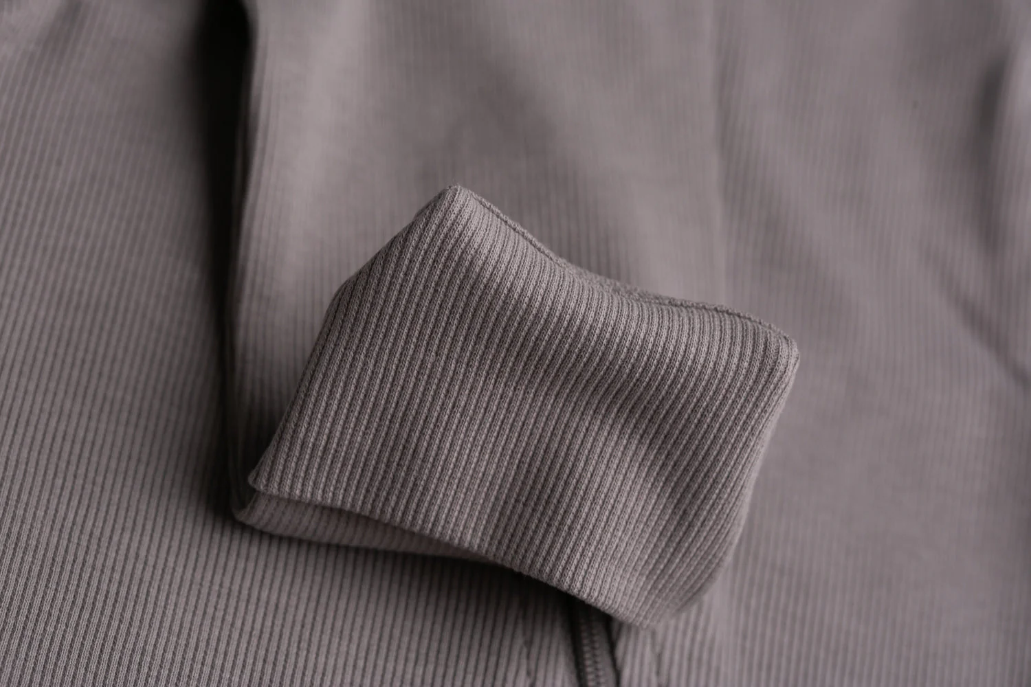 Grey ribbed organic cotton ZippyBoo suit - Image 8