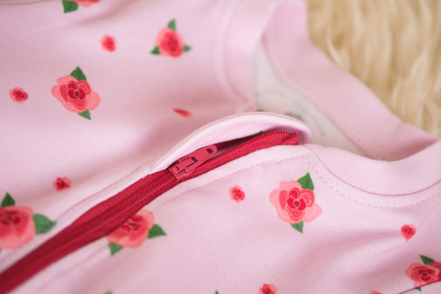 Roses organic cotton ZippyBoo suit - Image 4