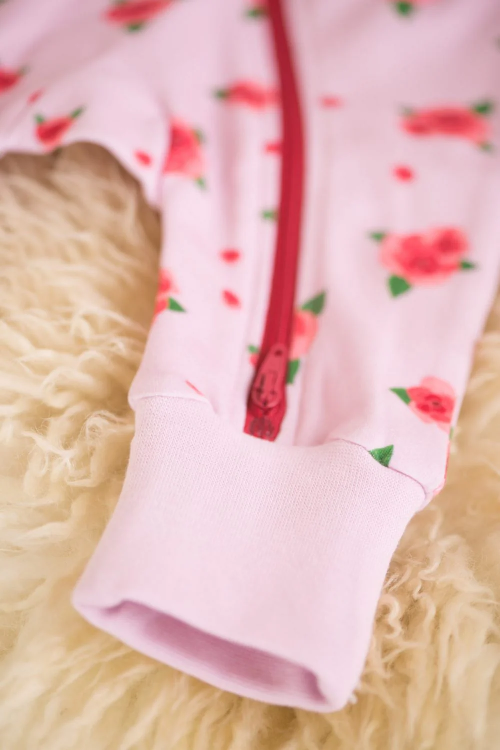Roses organic cotton ZippyBoo suit - Image 5